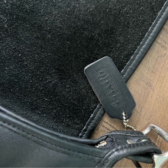 Vintage Coach Black gloved tanned leather Legacy Studio Flap bag. #9144 - Picture 9 of 16